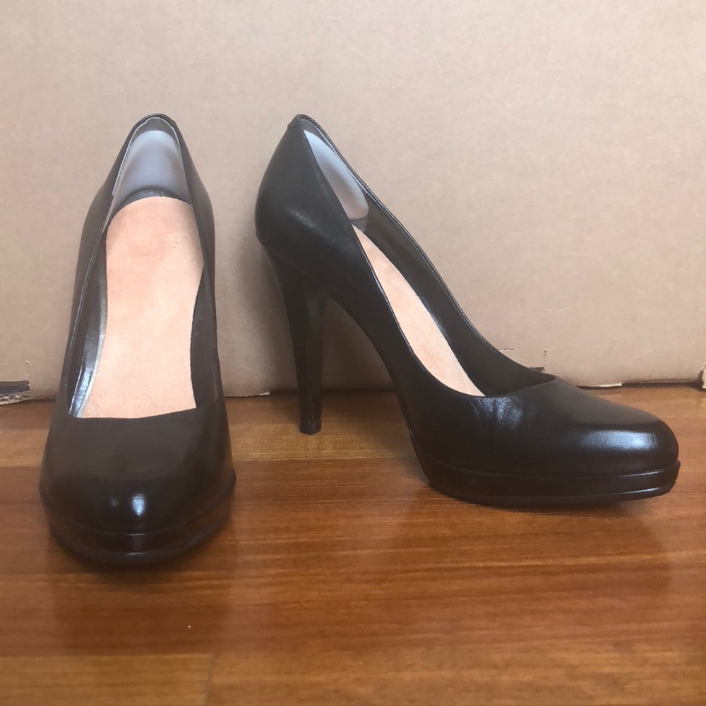 Black Leather Pumps